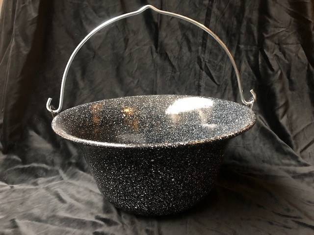 Goulash - Gluhwein - Heksen ketel 6 liter zwart/zwart gestipt