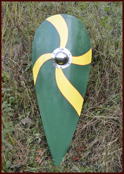 Normannenschild, Holz, grün-gelb.