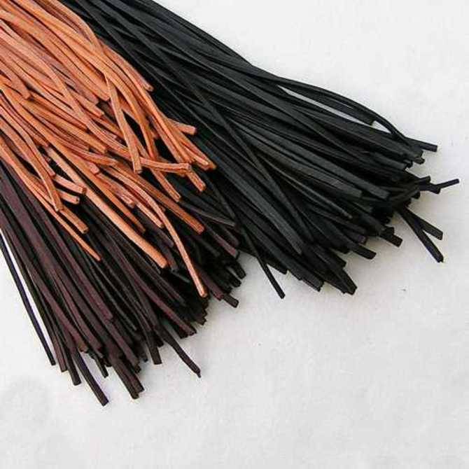 Lederbander a 100 cm - 4 x 2mm Braun