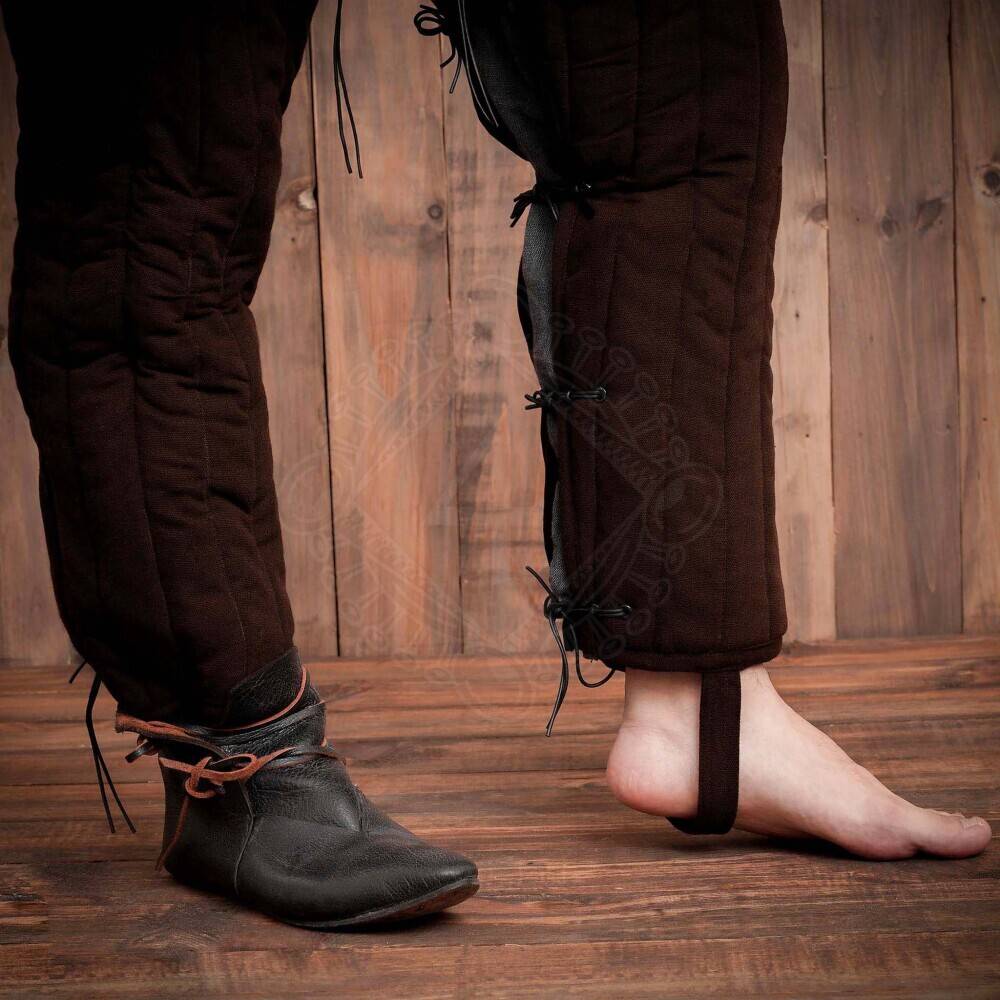 Gewatteerde Beenbeschermers van canvas – beenbescherming in gambeson-stijl, voorzien van vetersluiting