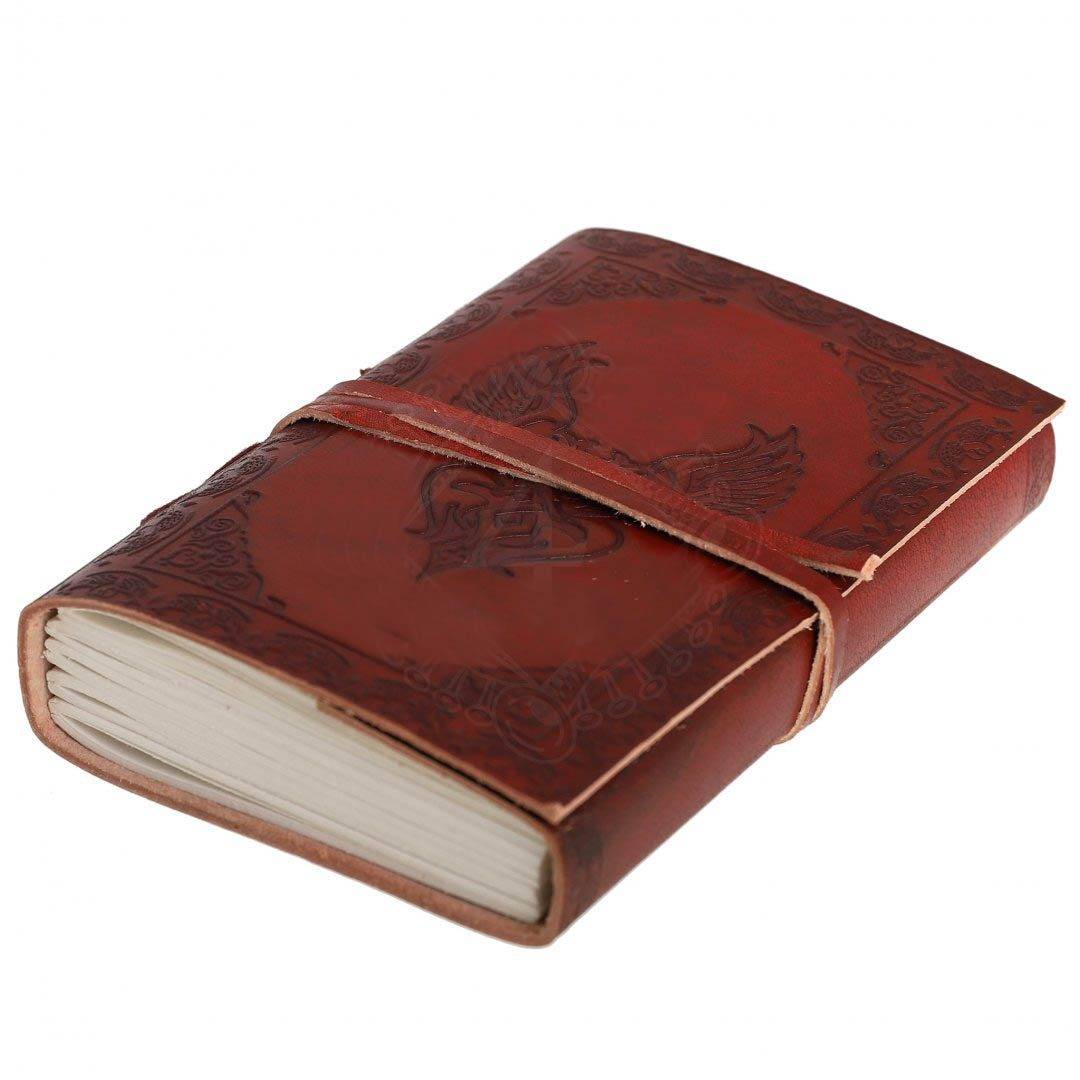 Lederbuch mit Keltischem Geflügeltem Herz