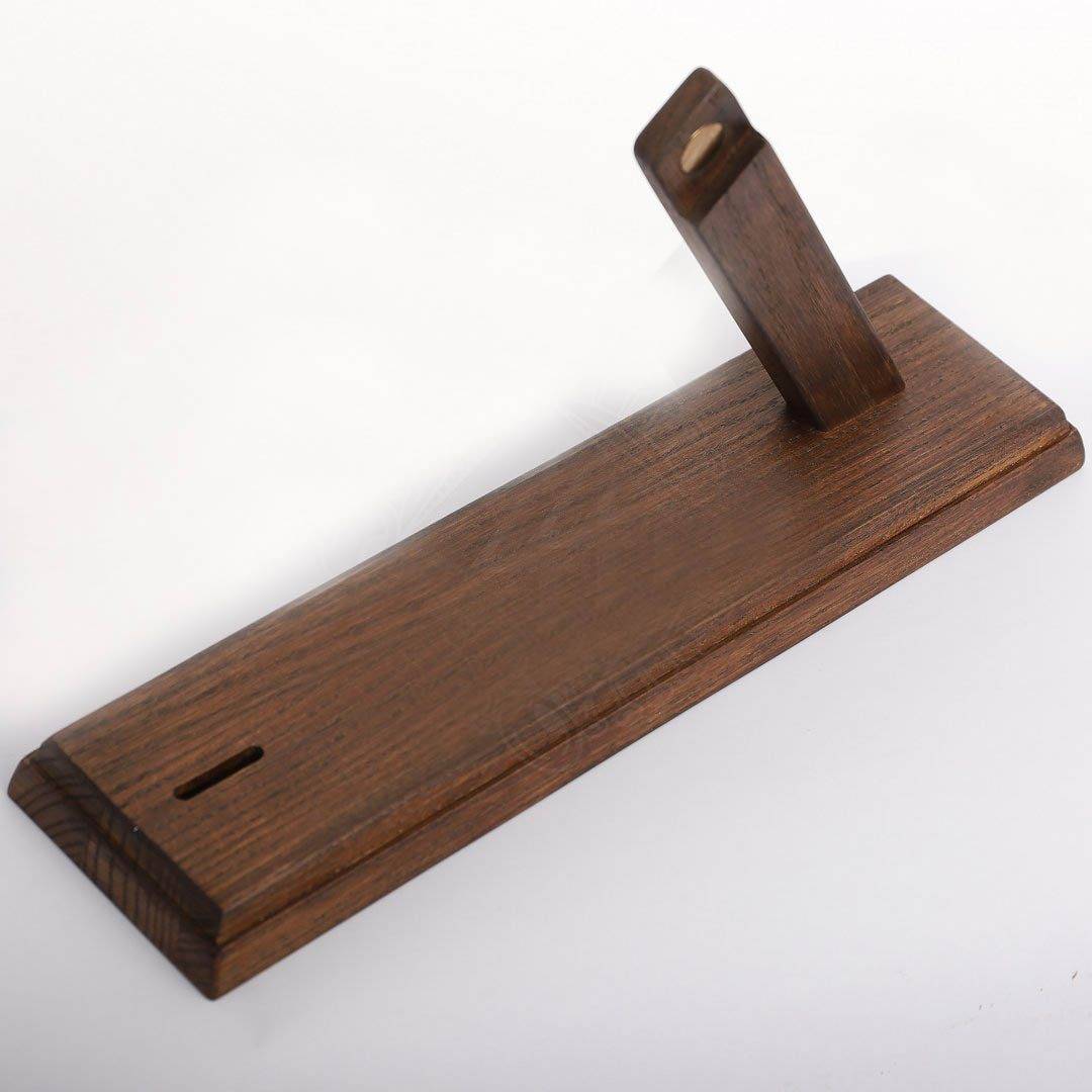 Dolkstandaard met magneet, scheve stand