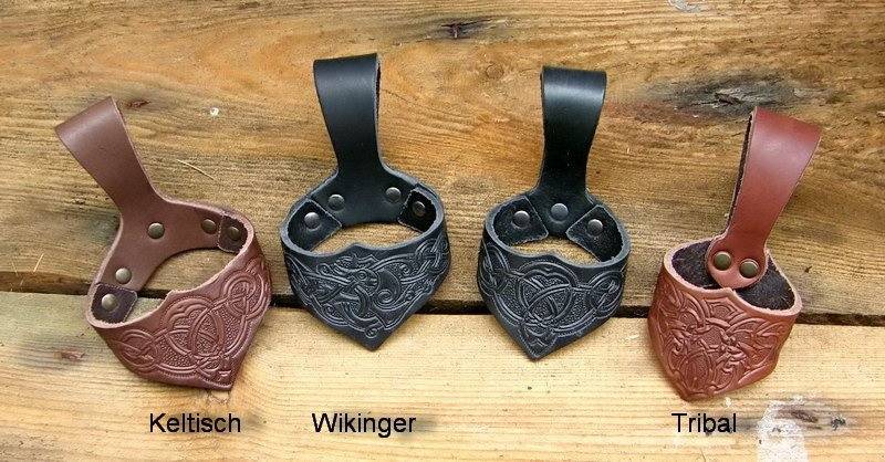 ​Keltischer Trinkhornhalter, Schwarz und Klein