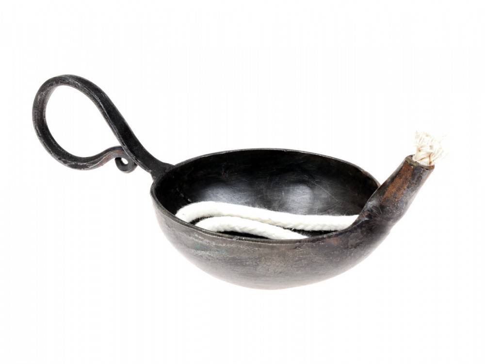 Middeleeuwse Gesmede Olielamp Kort model