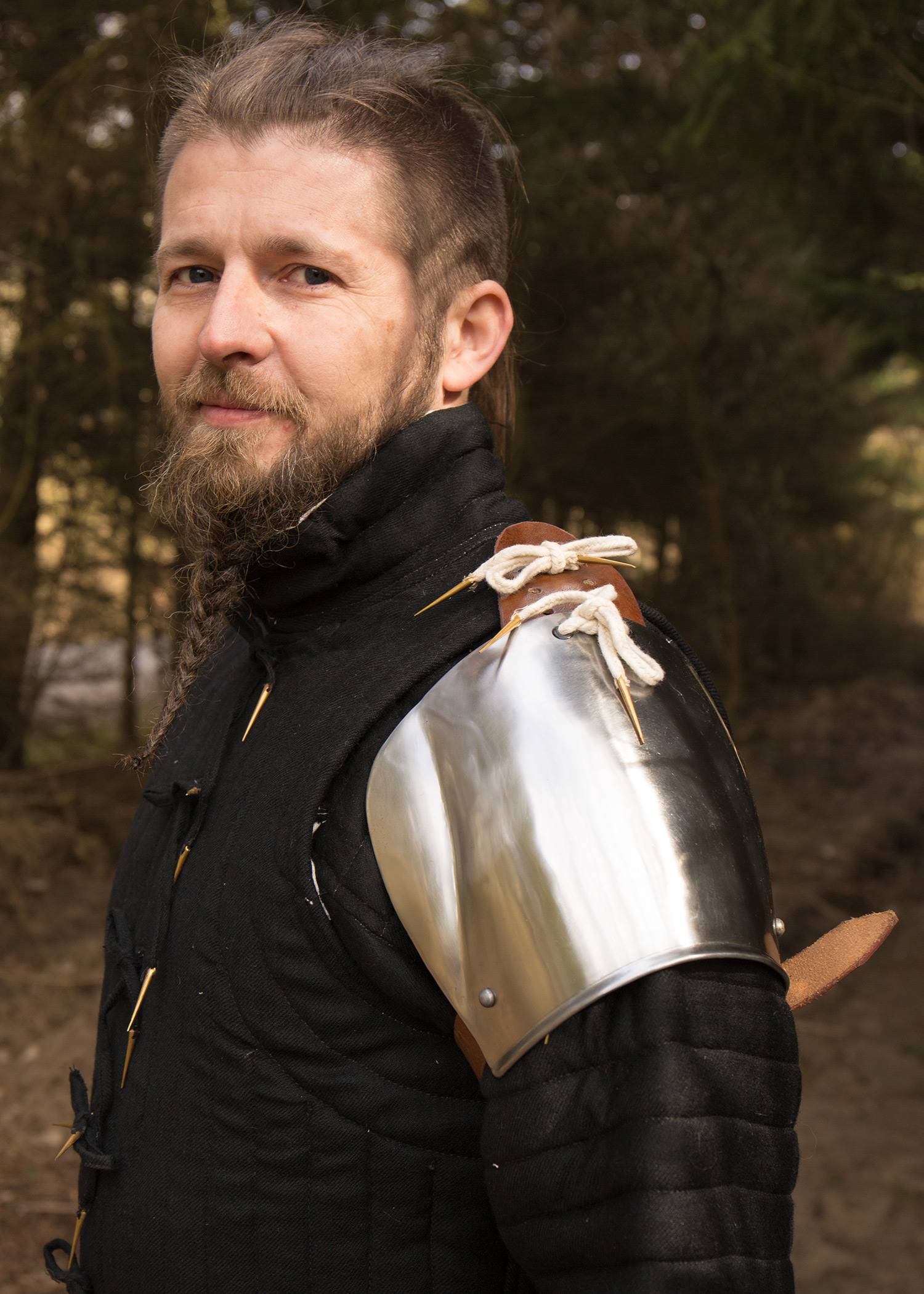Harnas Schouderplaten van Churburg-pantser voor LARP, gepolijst of gepolijst