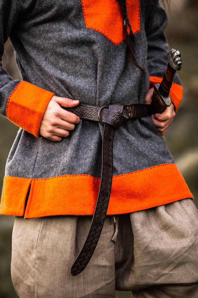 Keltische Leren Ringriem met reliëf in Bruin en Zwart