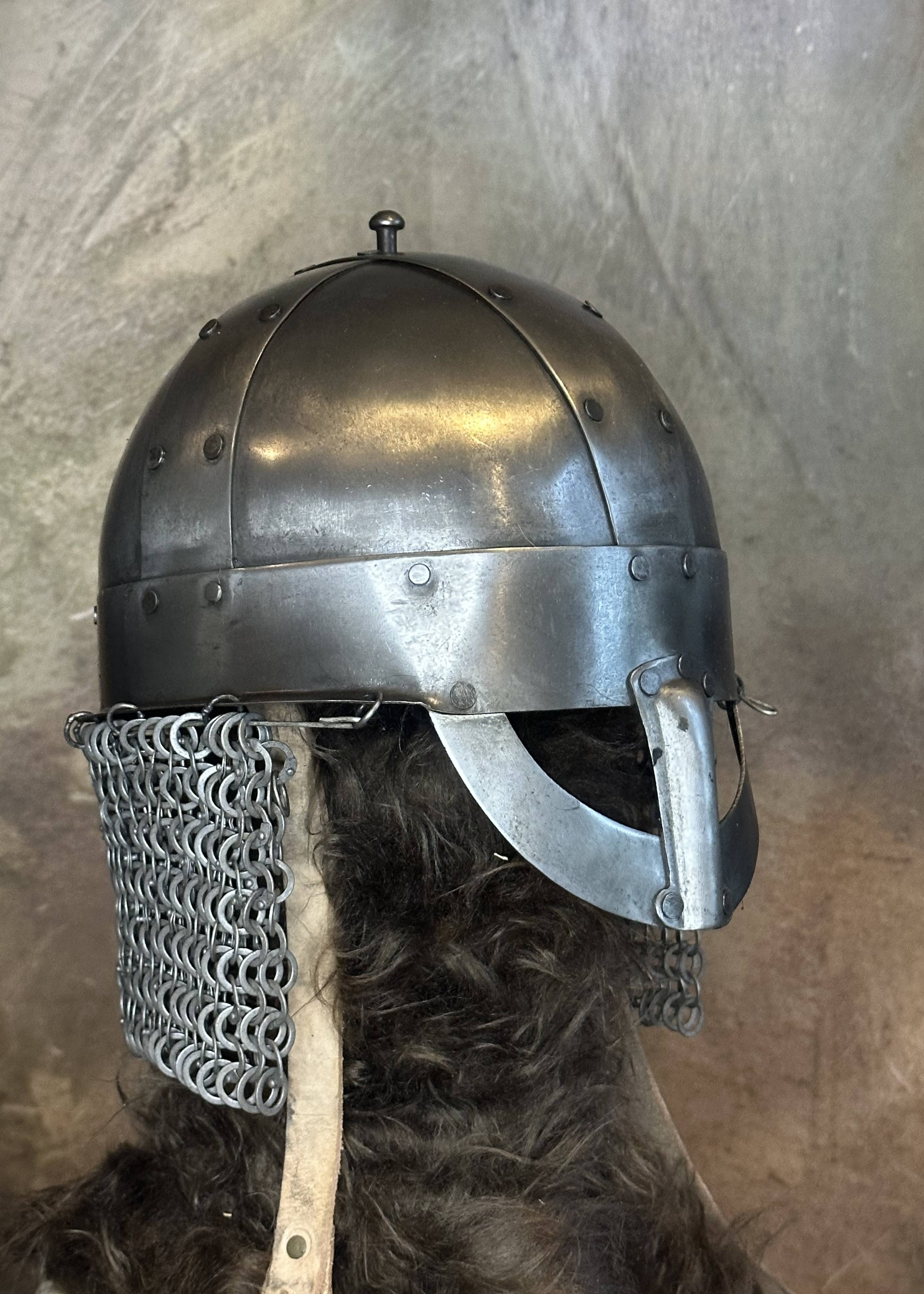 ​​Een echte Viking Brilhelm gesmeed voor kinderen