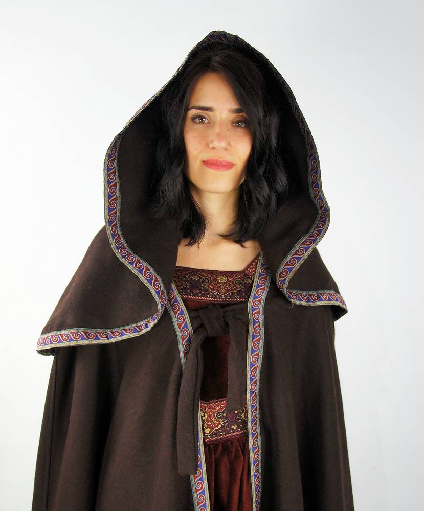 Middeleeuwse Cape Wol in Bruin met grote Muts, 131 cm