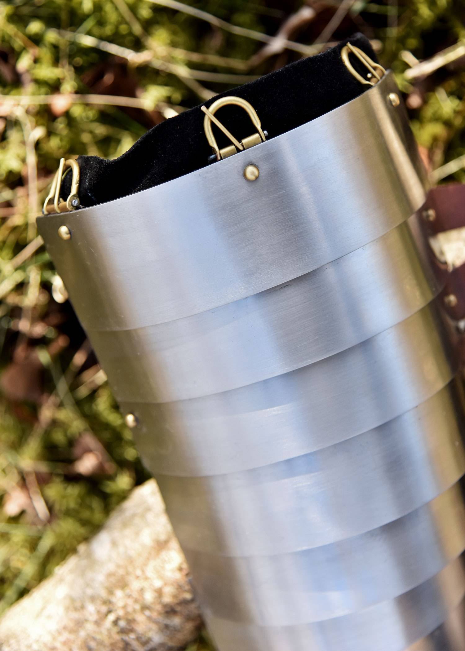 Lorica Segmentata - Arm attachment