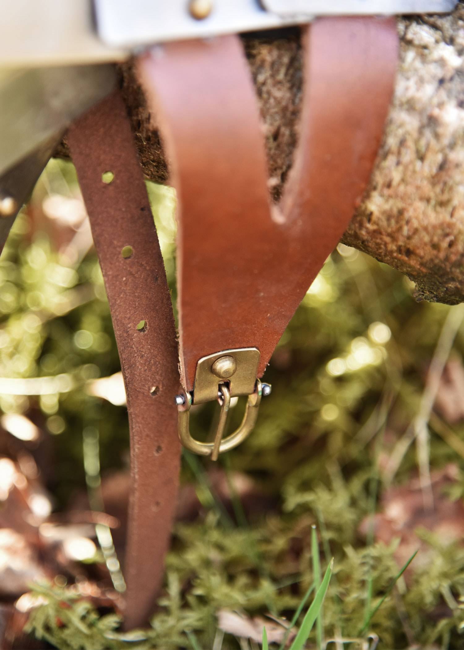 Lorica Segmentata - Arm attachment