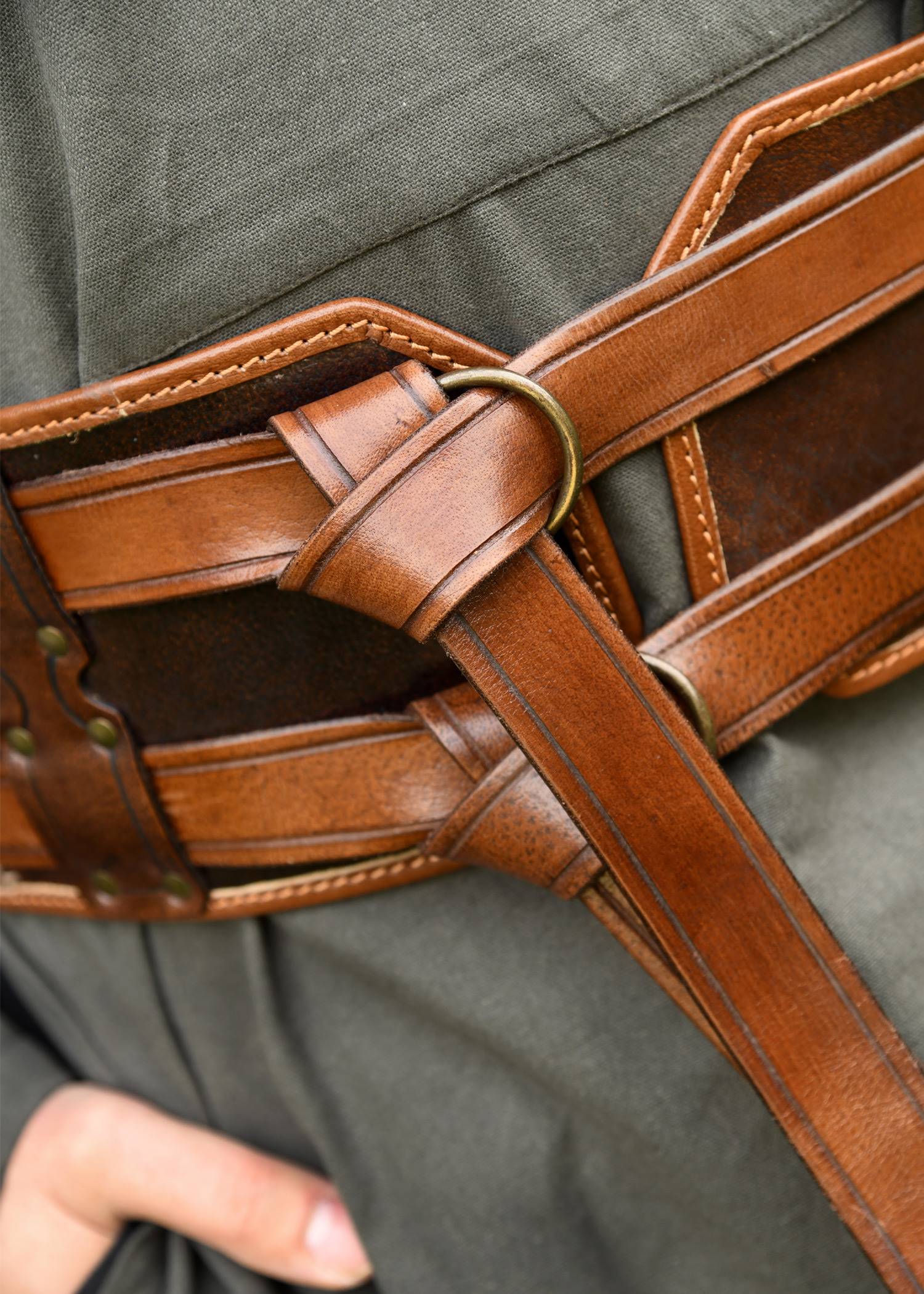 Middeleeuwse leren riem, dubbele leren riem, bruin