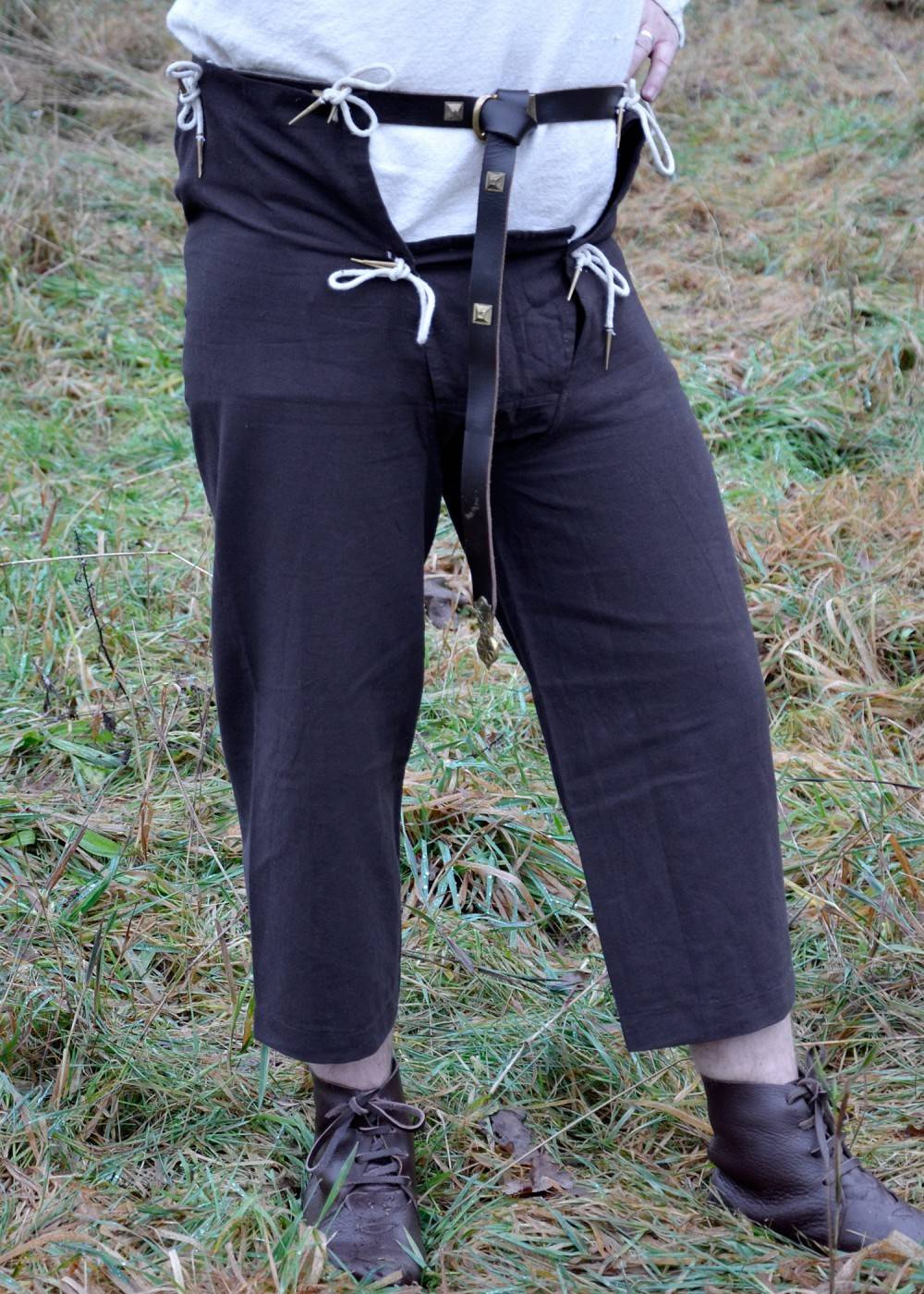 Middeleeuwse Broek in Bruin met Nestels (uitverkoop)