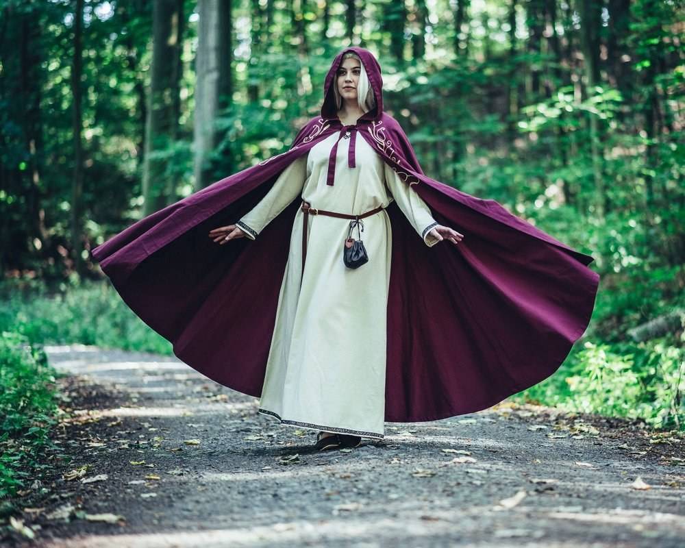 Middeleeuwse Cape in Rood, Katoen, met Korte Muts, 130 cm