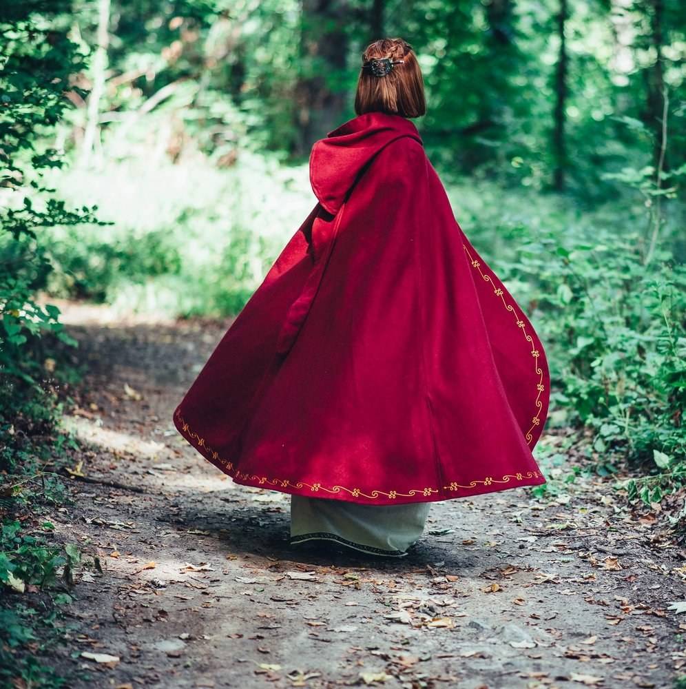 Middeleeuwse Cape in Rood, Wol, met Lange Capuchon, 119 cm