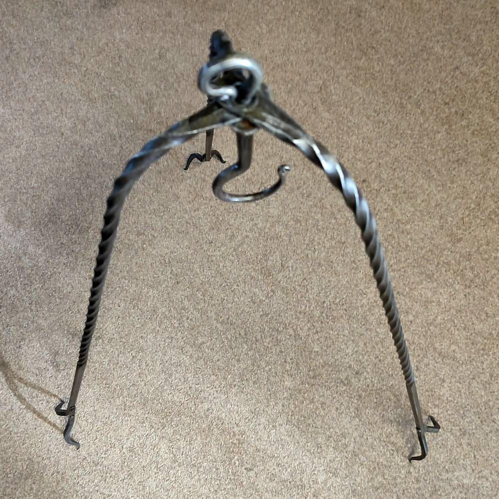 Middeleeuws Gesmede Driepoot, ca. 65 cm