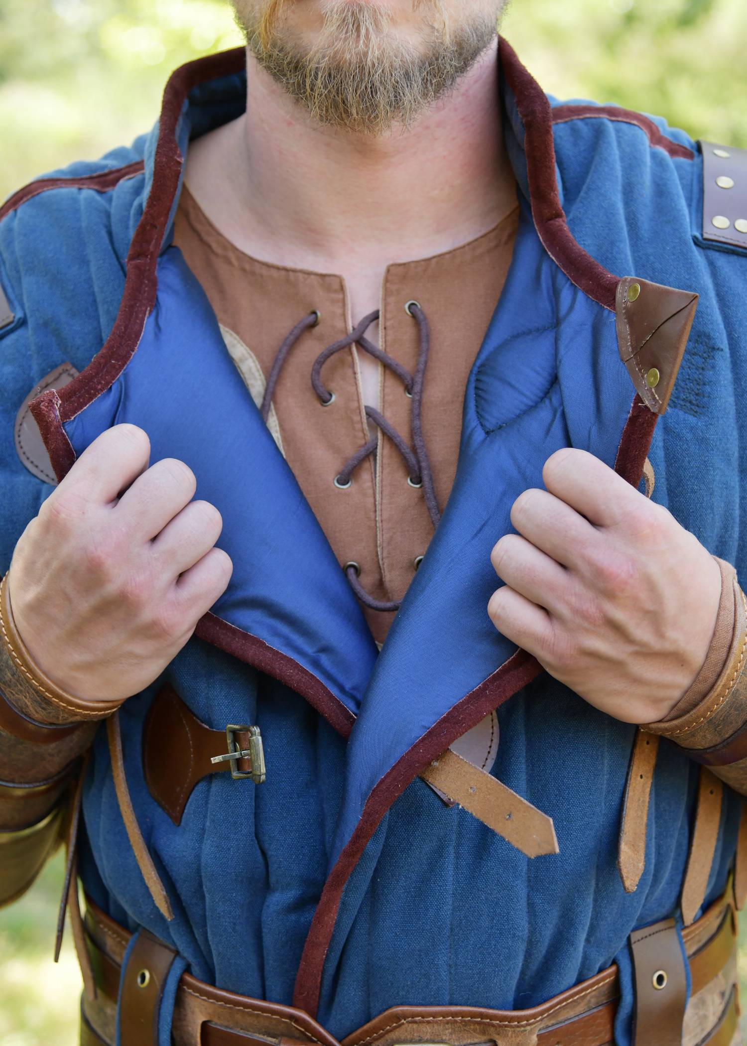 Middeleeuwse Gambeson - Wambuis - Aketon in Blauw/Bruin met een verweerde look