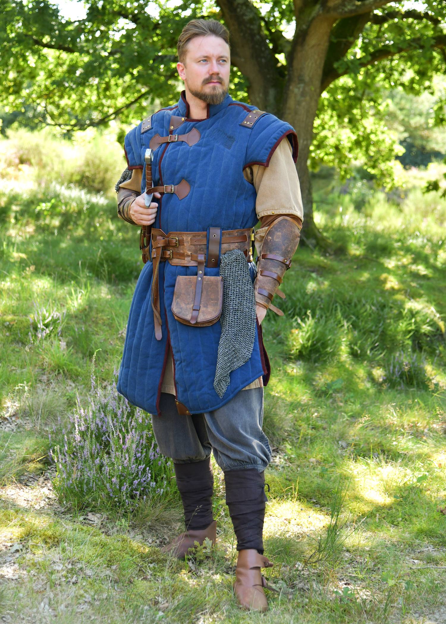 Middeleeuwse Gambeson - Wambuis - Aketon in Blauw/Bruin met een verweerde look