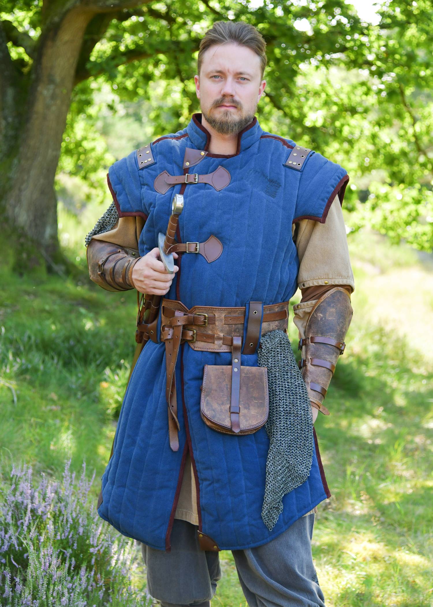 Middeleeuwse Gambeson - Wambuis - Aketon in Blauw/Bruin met een verweerde look