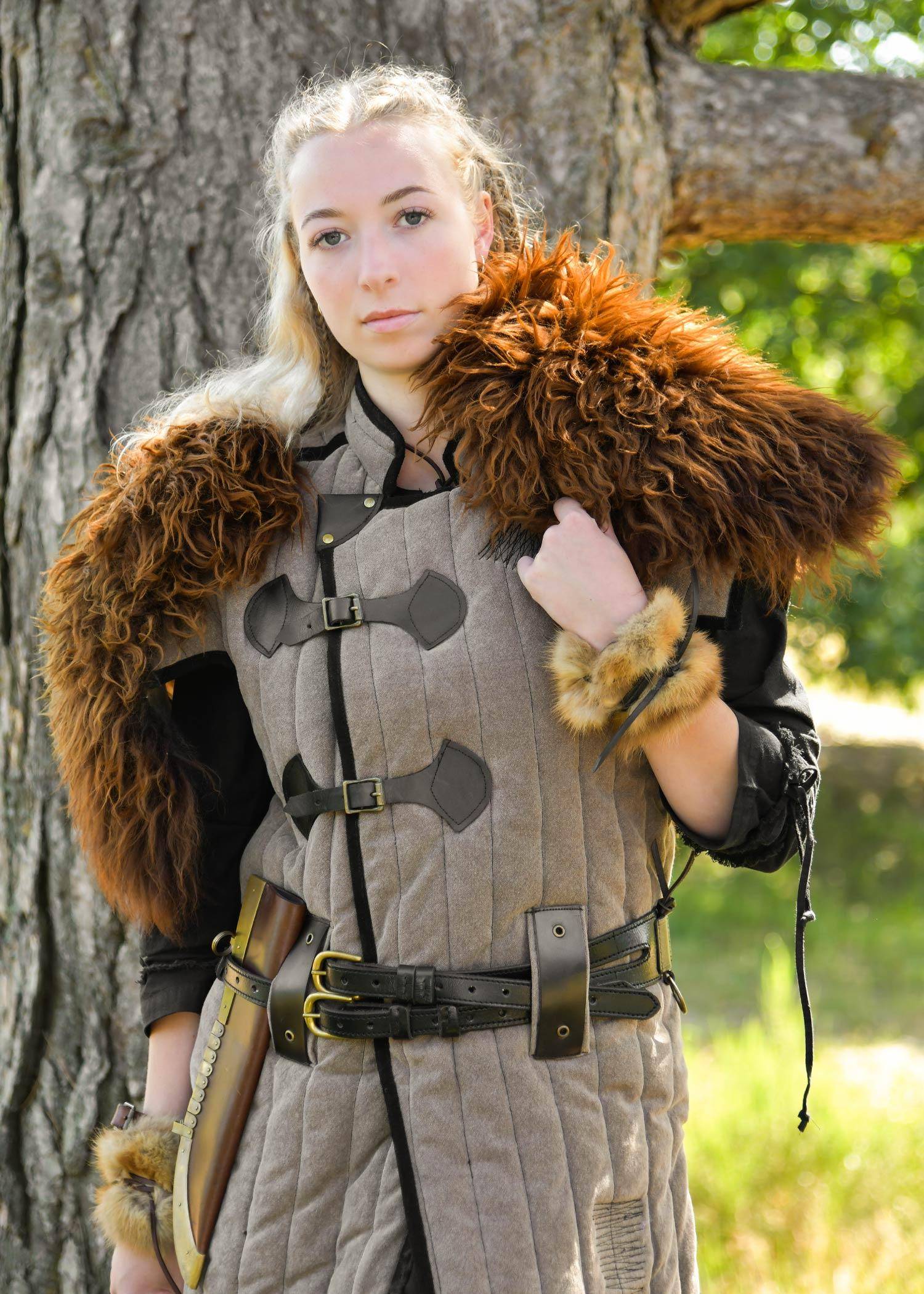 Middeleeuwse Gambeson - Wambuis - Aketon in Bruin/Zwart met een verweerde look