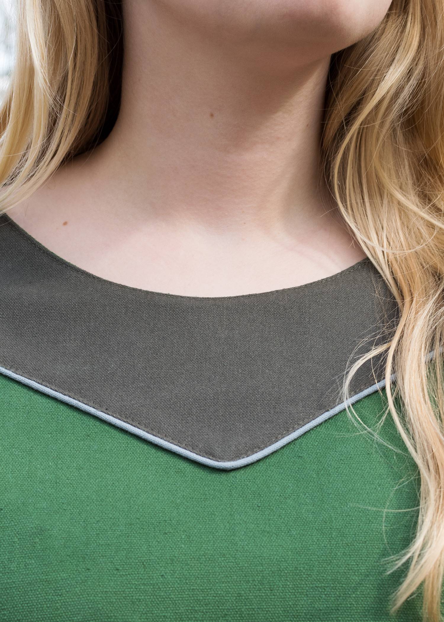 Middeleeuwse Jurk van canvas, groen