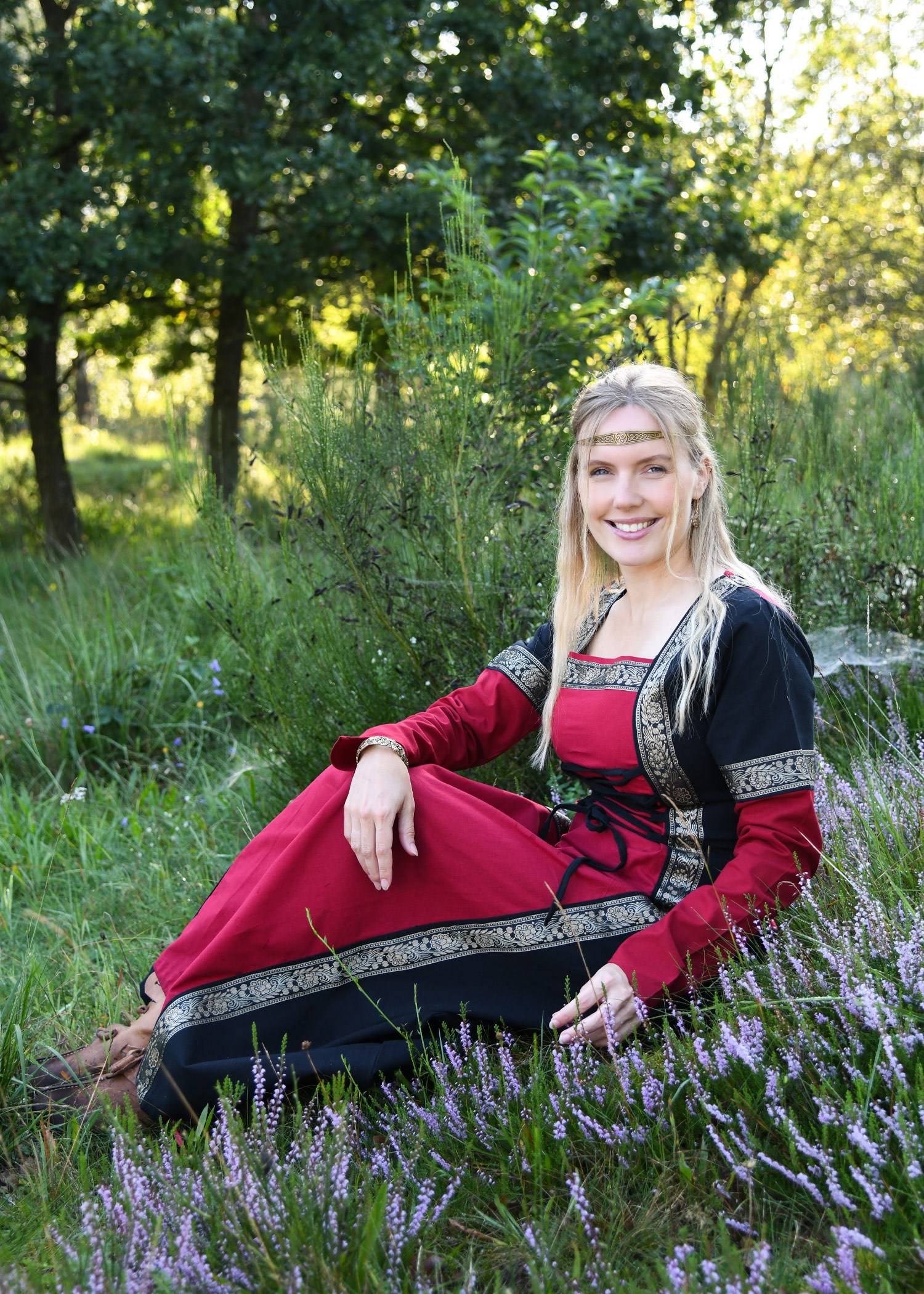 Middeleeuwse Jurk in Zwart/Rood