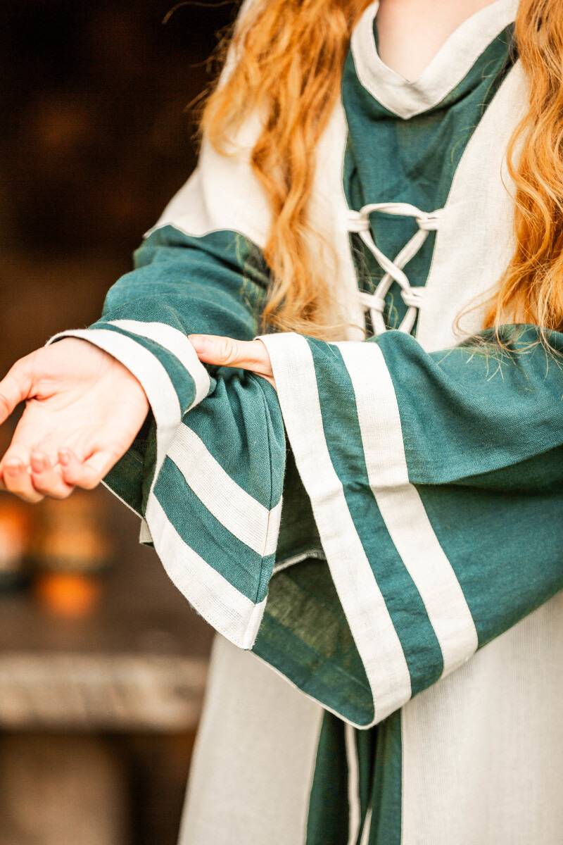 ​Mittelalter Kleid in Natur/Grun