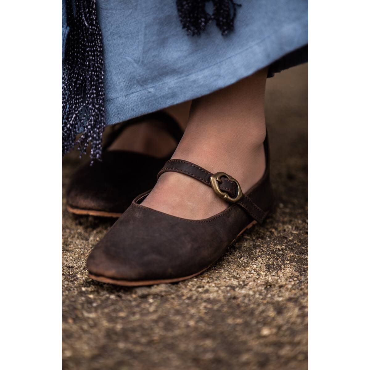 ​Middeleeuwse Dames Schoenen in Bruin