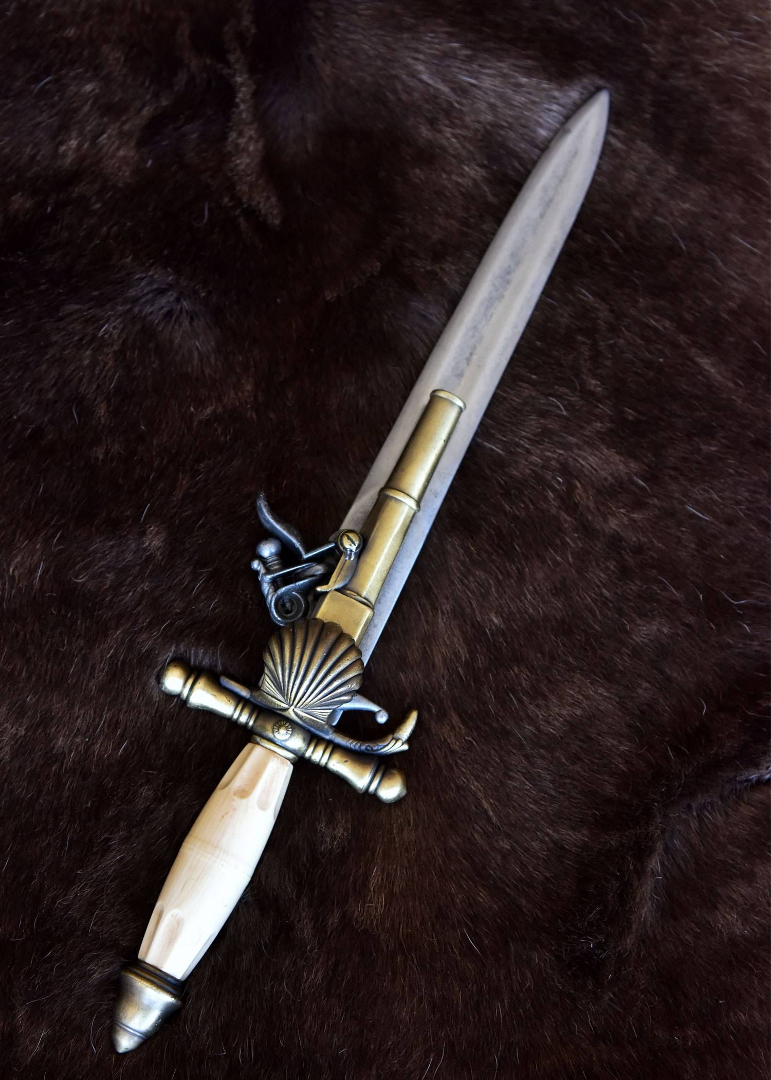 Frans Dolkpistool, 18e eeuws, replica