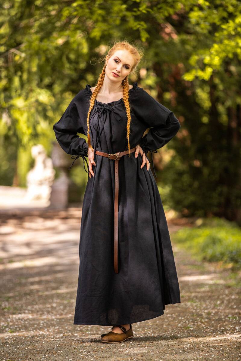 Mittelalterliches Kleid mit langen Ärmeln bis zum Boden in Schwarz
