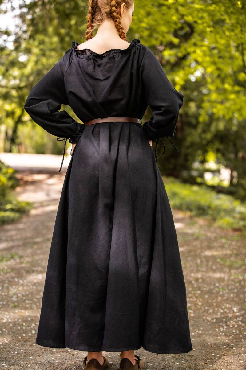 Mittelalterliches Kleid mit langen Ärmeln bis zum Boden in Schwarz