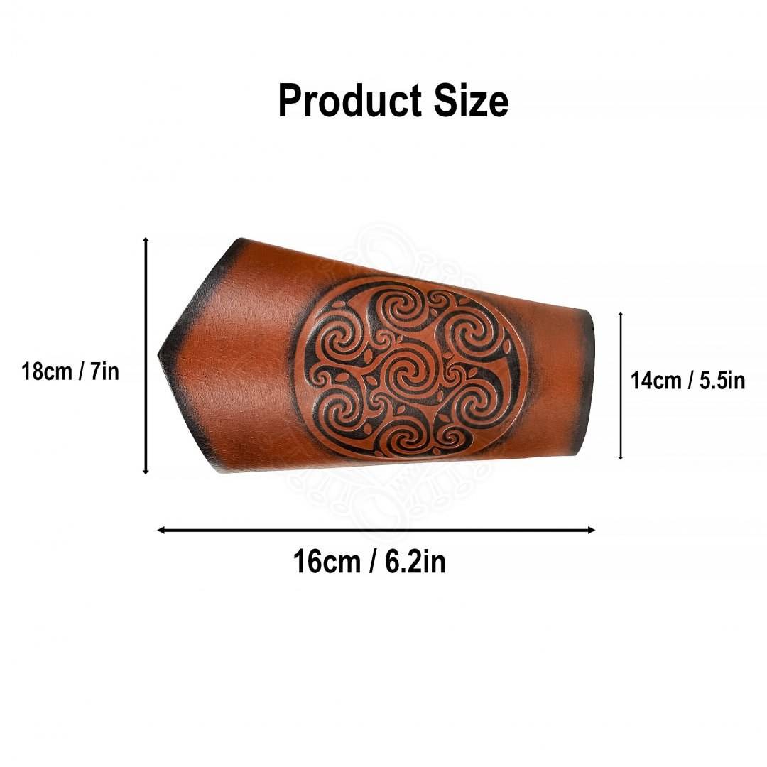 Keltische leren Polsbeschermers - Bracers met spiraalvormig ornament in reliëf in Groen
