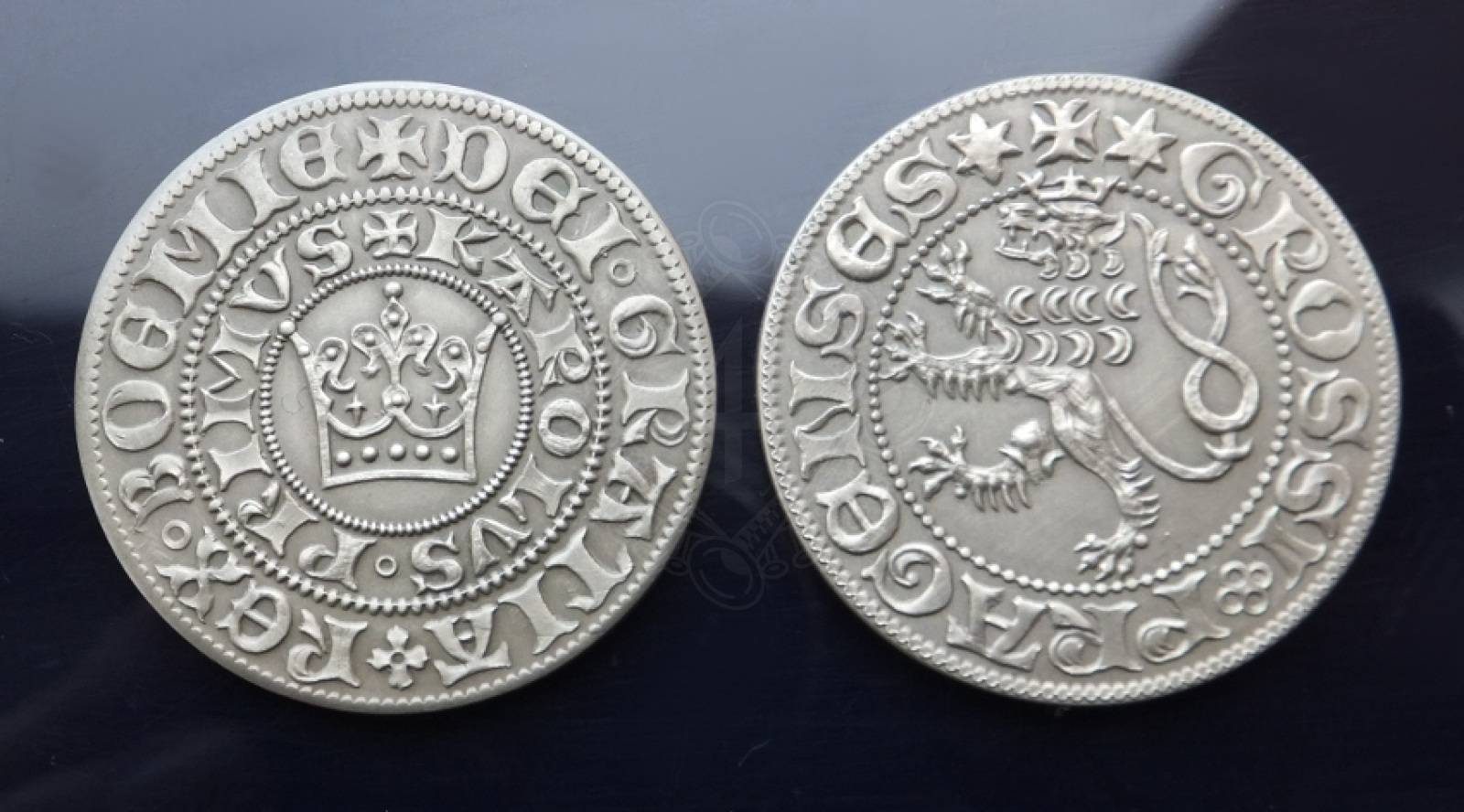 Praagse Groschen van Karel IV met Patina, Replica