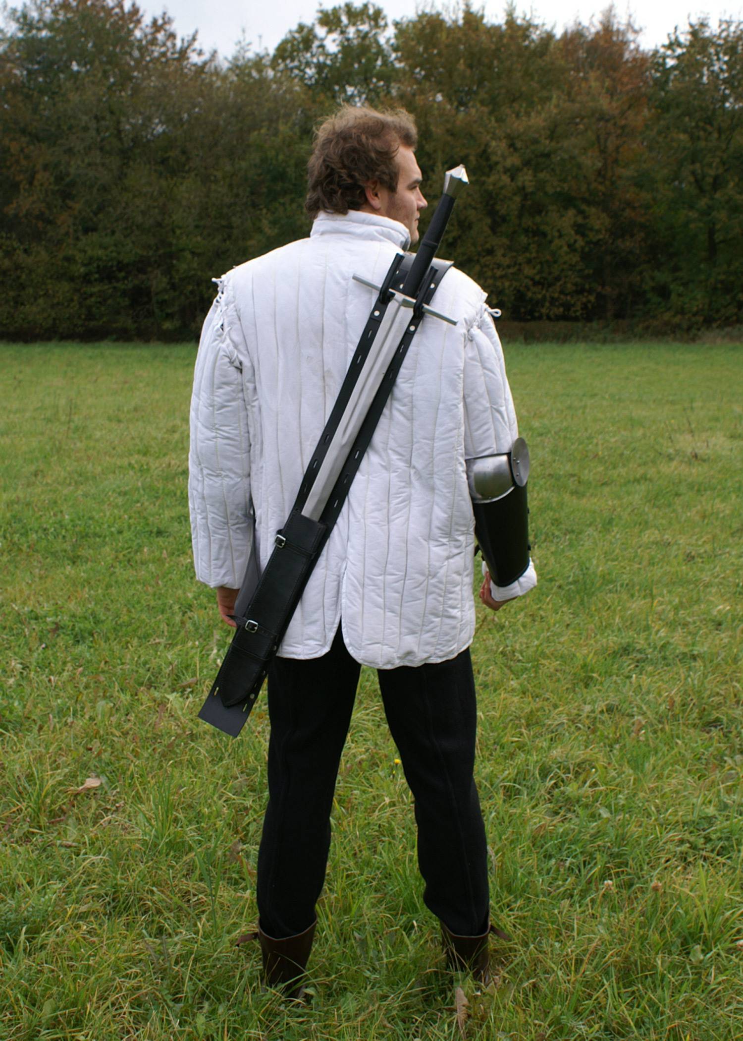 Rückenscheide aus Schwarzem Leder