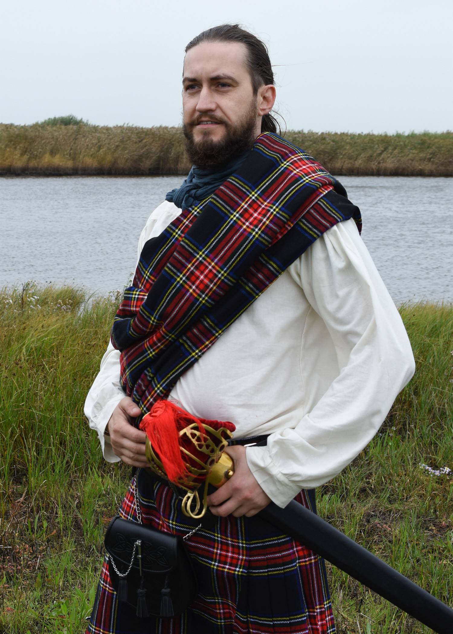 ​Schotse Plaid, Black Stewart, ca. 234 x 137 cm