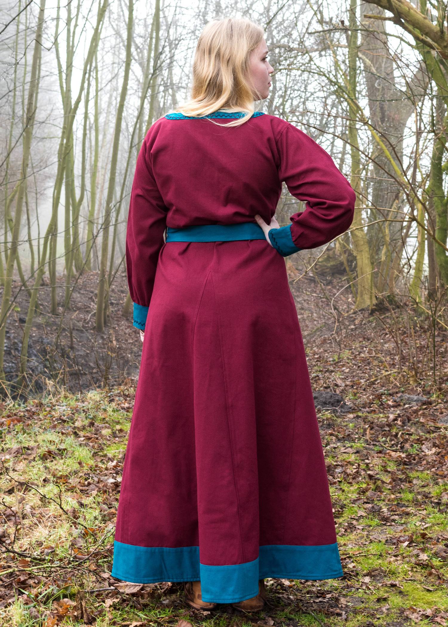 Wikinger Kleid, weinrot/petrol aus den 9Jh-10Jh.
