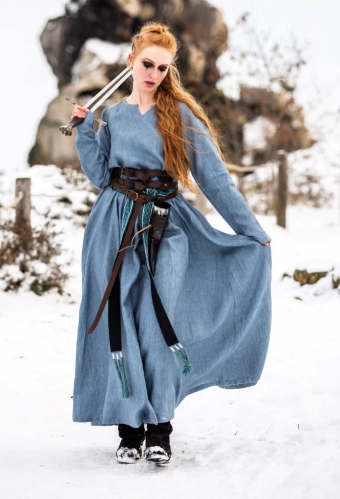 Vikingjurk in 100% linnen​, en Duifblauw