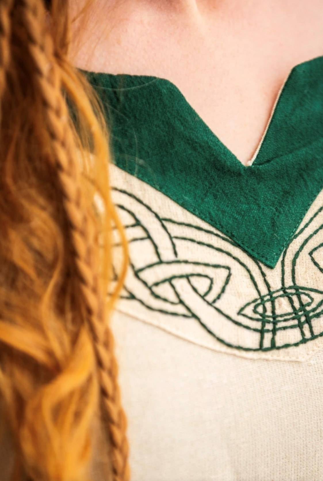 Vikingjurk "Lagertha" in naturel/groen