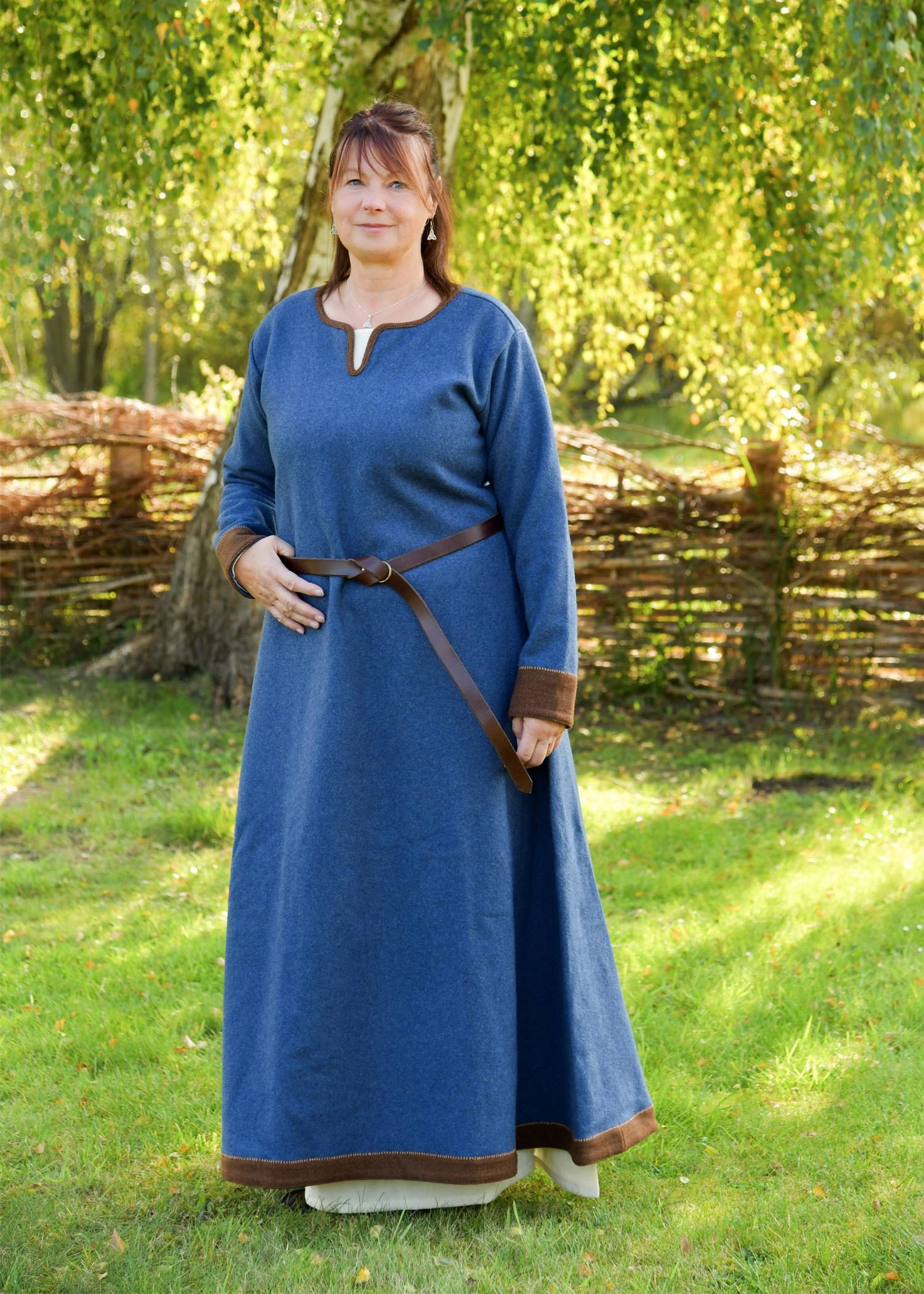 Vikingjurk Lagertha - Gevilte Wolmix, blauw gemêleerd – Zware middeleeuwse wollen jurk