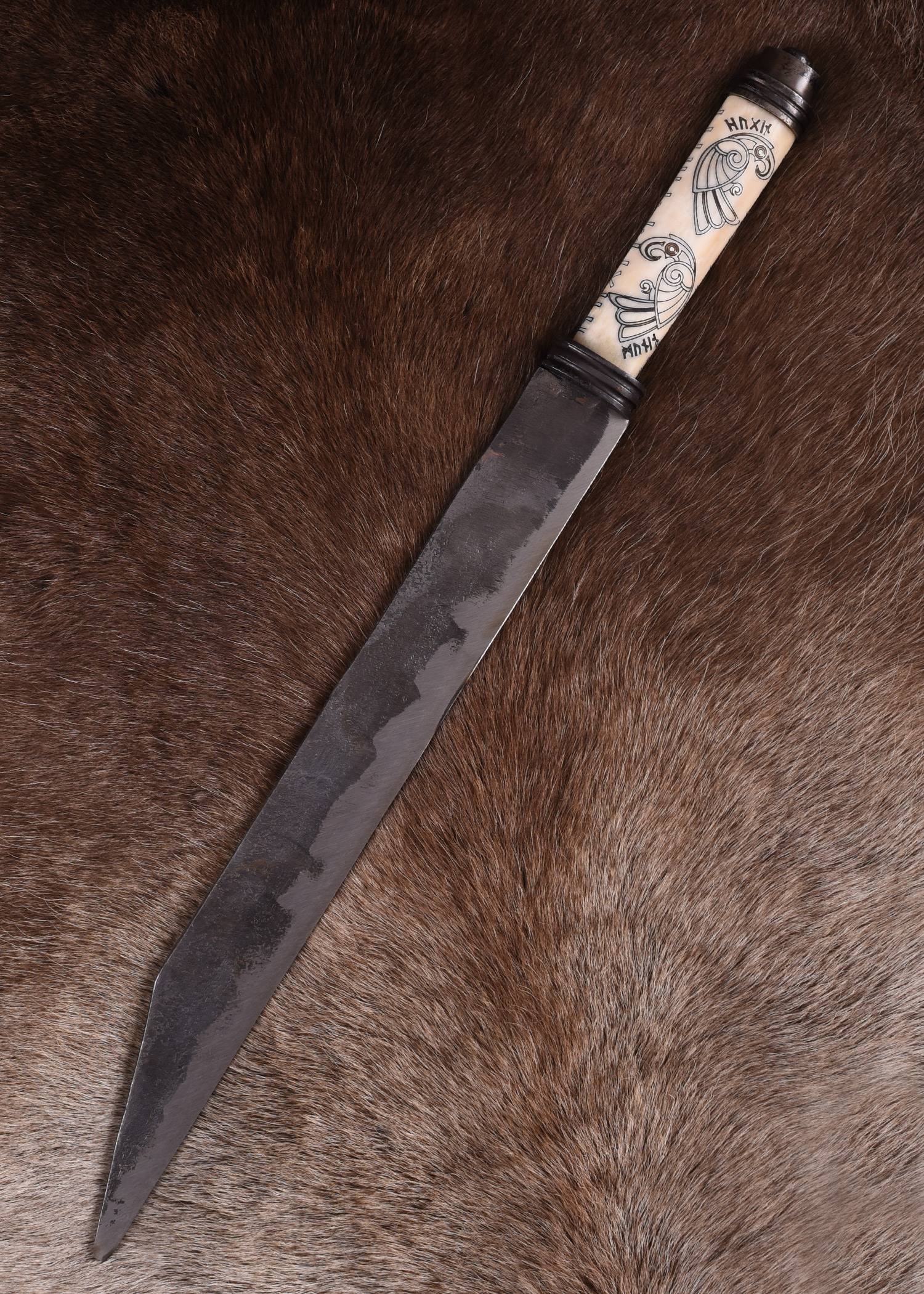 Viking Langsax, Viking saxmes, benen handvat met Noorse raven Hugin en Munin