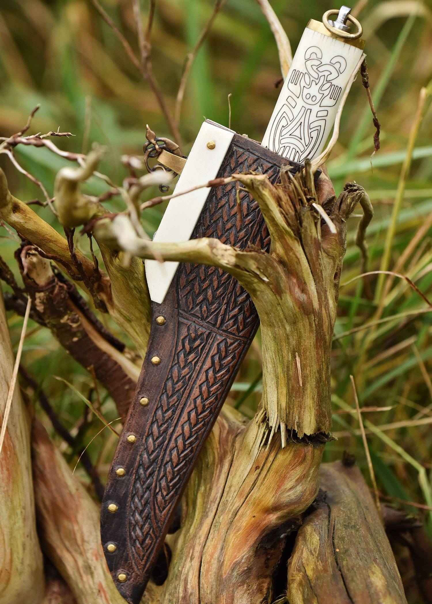 Viking Saxmes, Borrestijl 9e-10e eeuws