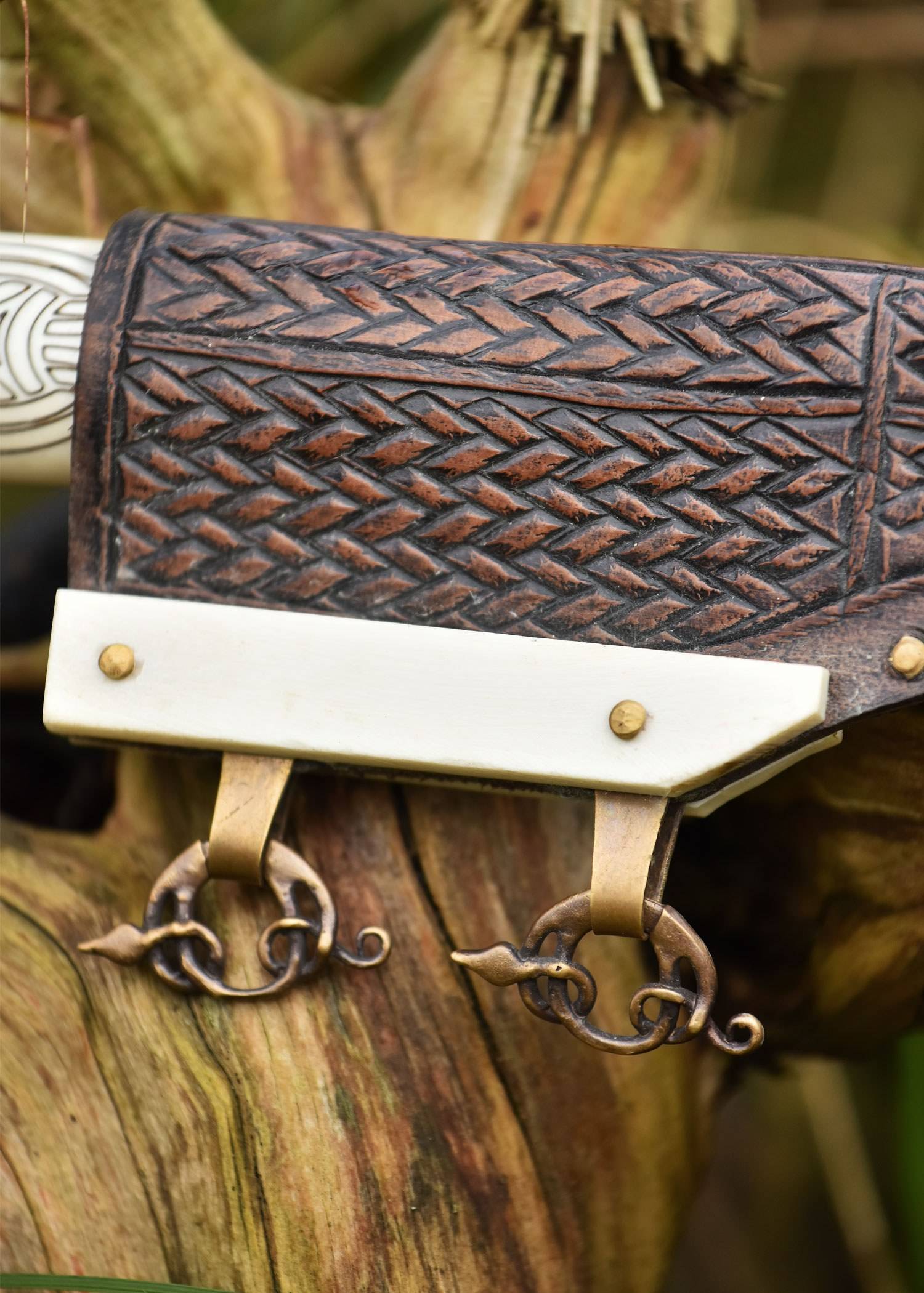 Viking Saxmes, Borrestijl 9e-10e eeuws