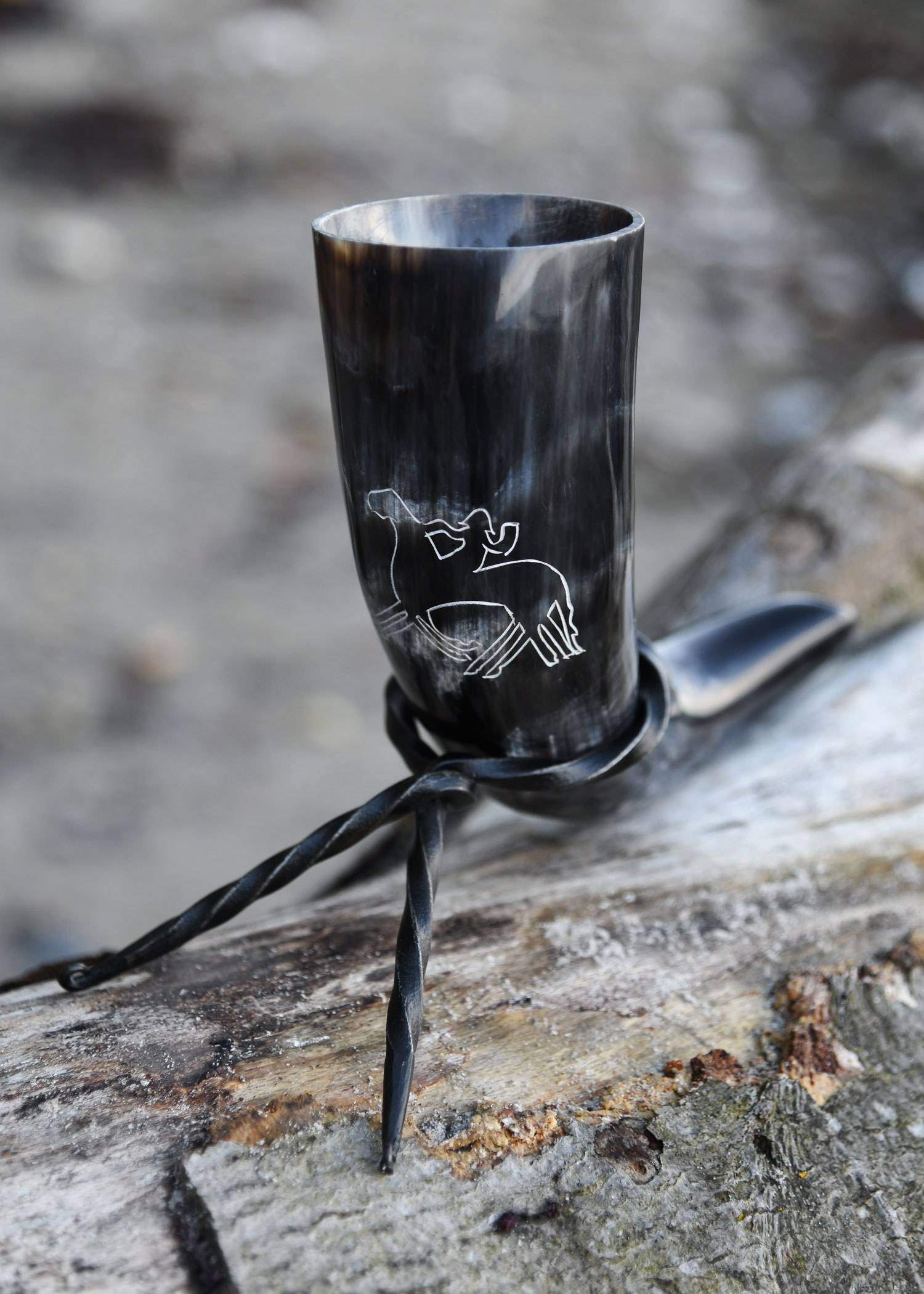 Drinkhoorn Odin en Sleipnir met Standaard