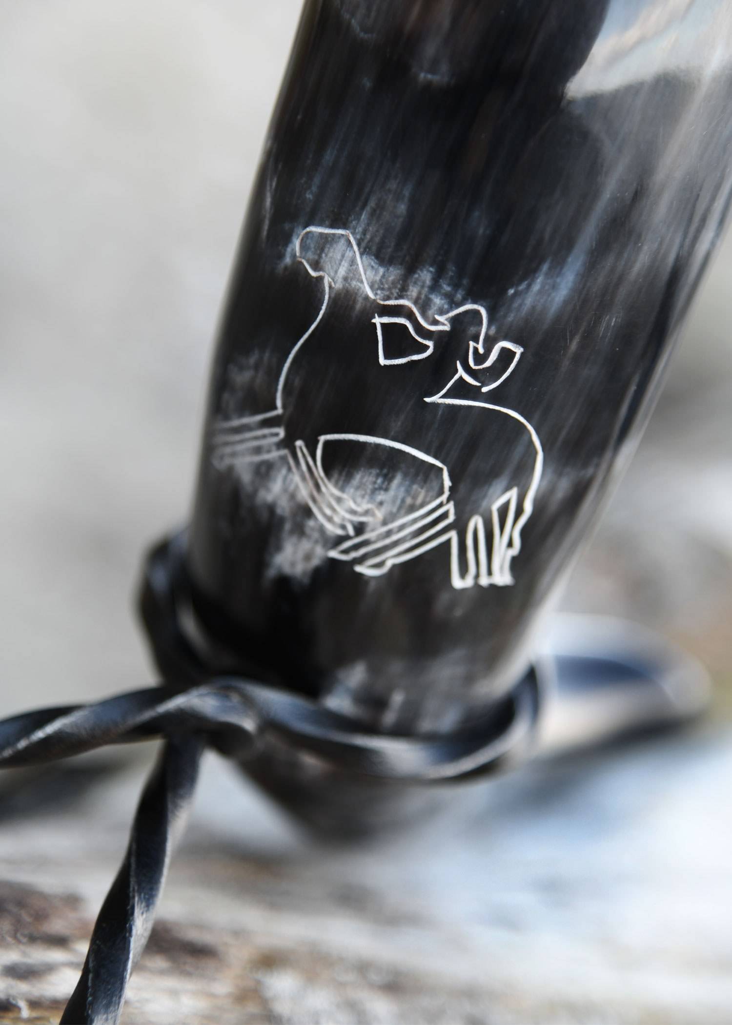 Drinkhoorn Odin en Sleipnir met Standaard