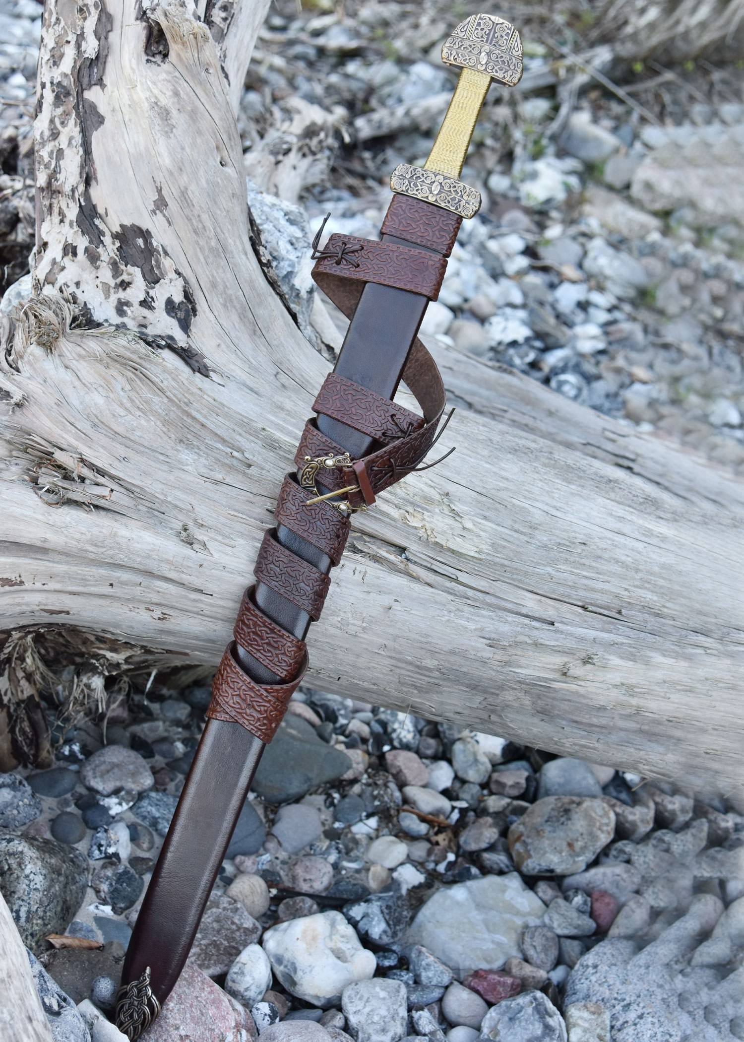 Rus-Viking zwaard, type Petersen D, Gnezdovo, graf C-2, 10e eeuws
