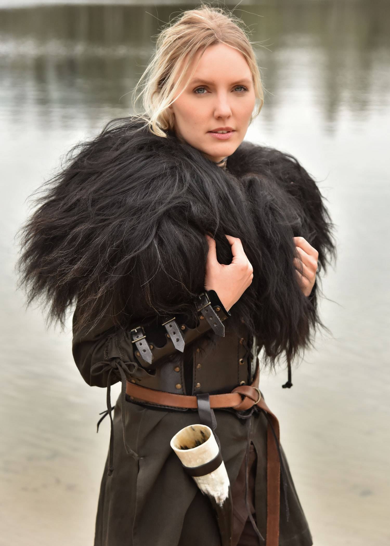 Viking Schildmaagd Dames tuniek in Olijfgroen