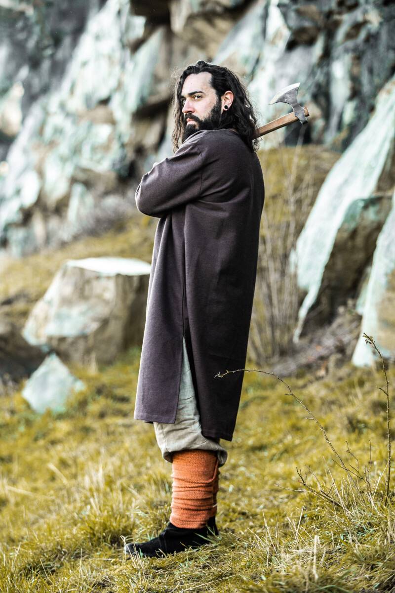 ​Viking Tuniek in Bruin met handgemaakt Borduursel