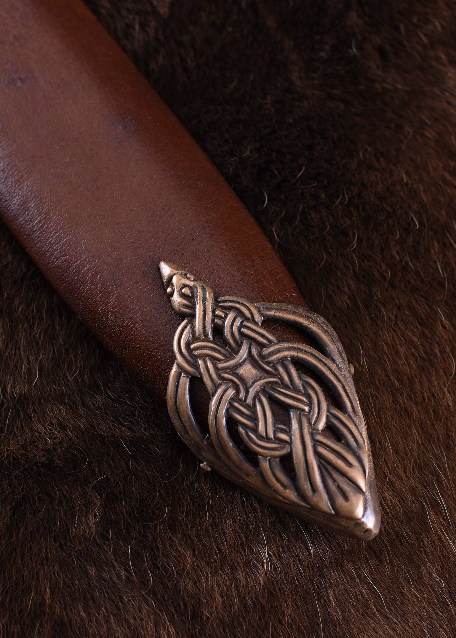 Vikingzwaard (Isle of Eigg) met lederen greep, gehard met Schede