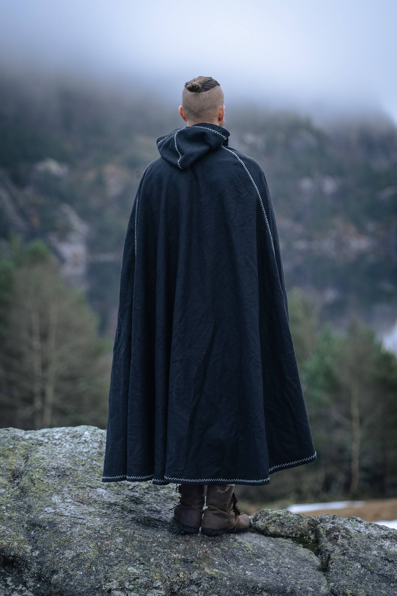 Vikingmantel-Cape van Zwarte Wol