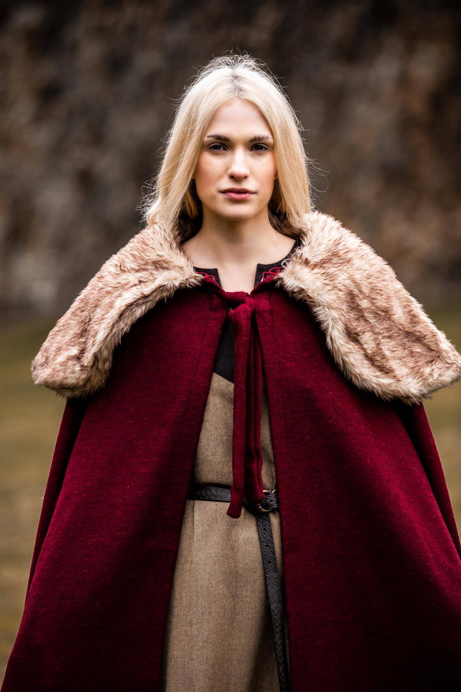 Viking Mantel/Cape met Imitatiebont in Rood