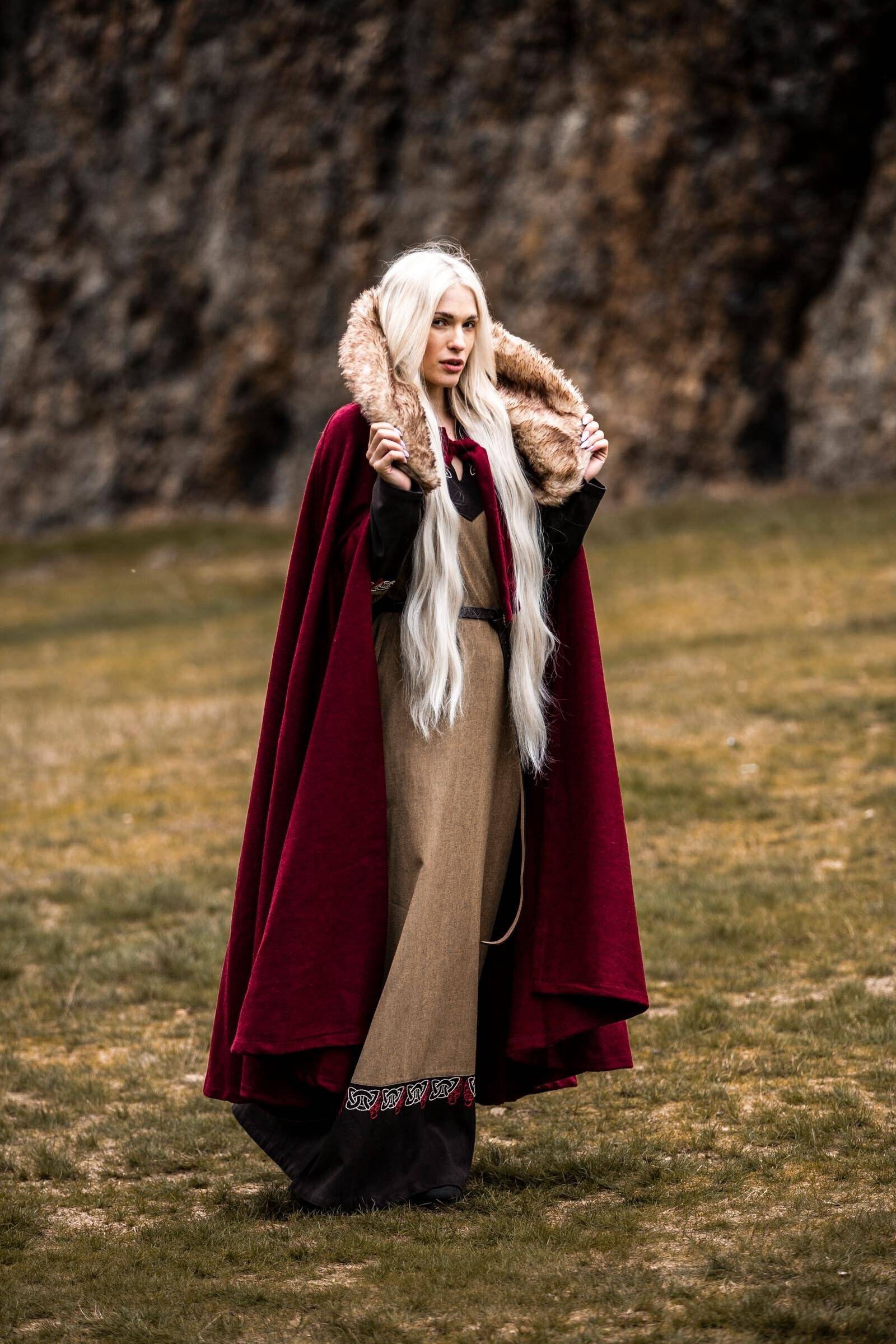 Viking Mantel/Cape met Imitatiebont in Rood